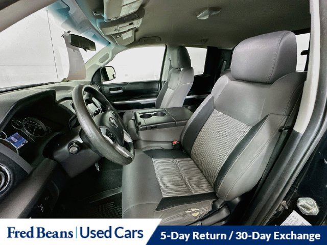 Used 2017 Toyota Tundra SR5 AWD/4WD image 25