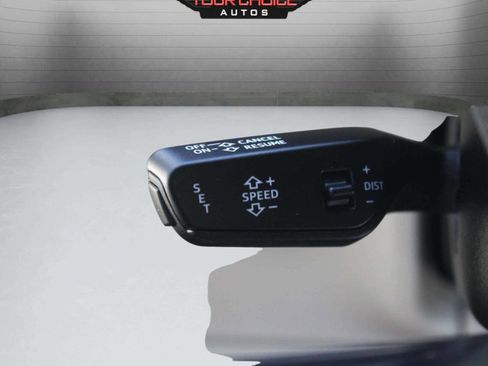 Used 2019 Audi e-tron Prestige image 30