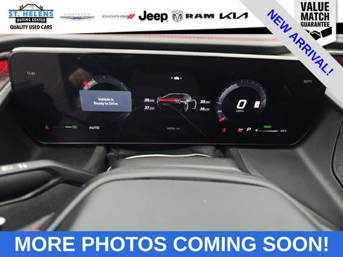 Used 2024 Dodge Charger Daytona Scat Pack w/ Plus Group AWD/4WD image 16
