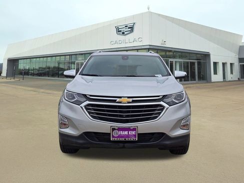 Used 2020 Chevrolet Equinox Premier image 2