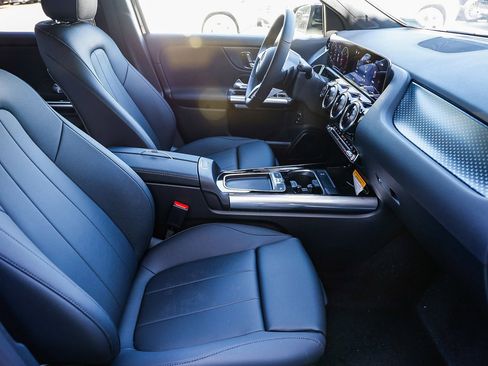 New 2026 Mercedes-Benz GLA 250 image 16