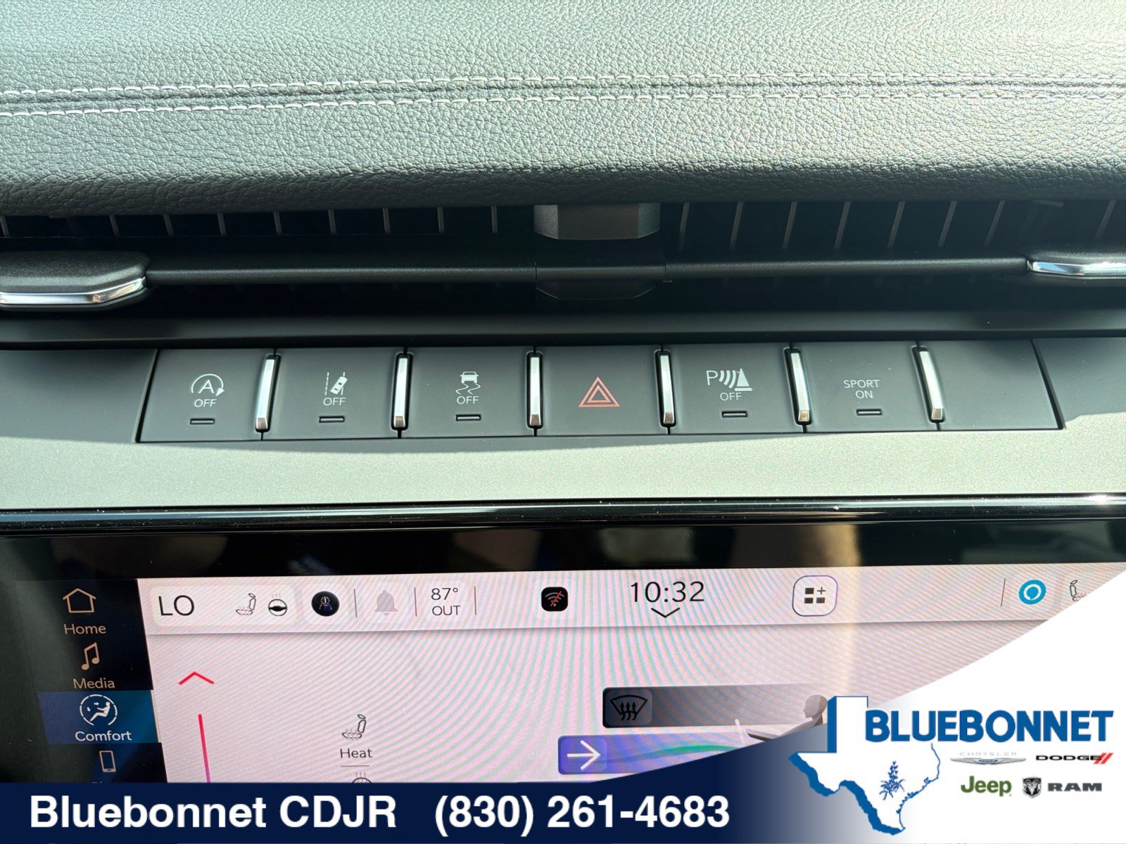 New 2026 Jeep Grand Cherokee Limited w/ Luxury Tech Group II RWD image 20