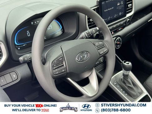 New 2026 Hyundai Venue SE image 17