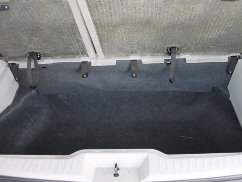 Used 2015 Nissan Quest SV image 23