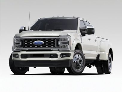 New 2026 Ford F450 King Ranch w/ FX4 Off-Road Package