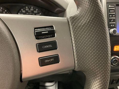 Used 2020 Nissan Frontier SV w/ Midnight Edition Floor Mats image 30