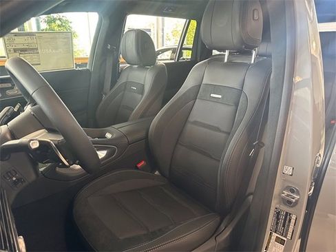 New 2026 Mercedes-Benz GLS 63 AMG 4MATIC image 9
