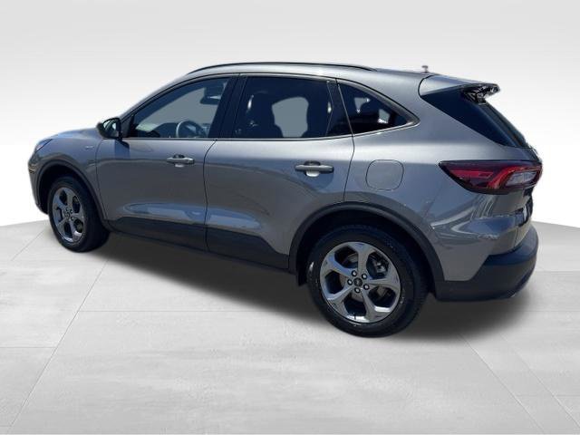 Used 2026 Ford Escape ST-Line AWD/4WD image 5
