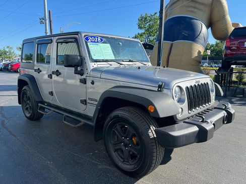 Used 2018 Jeep Wrangler Unlimited Sport S AWD/4WD image 8