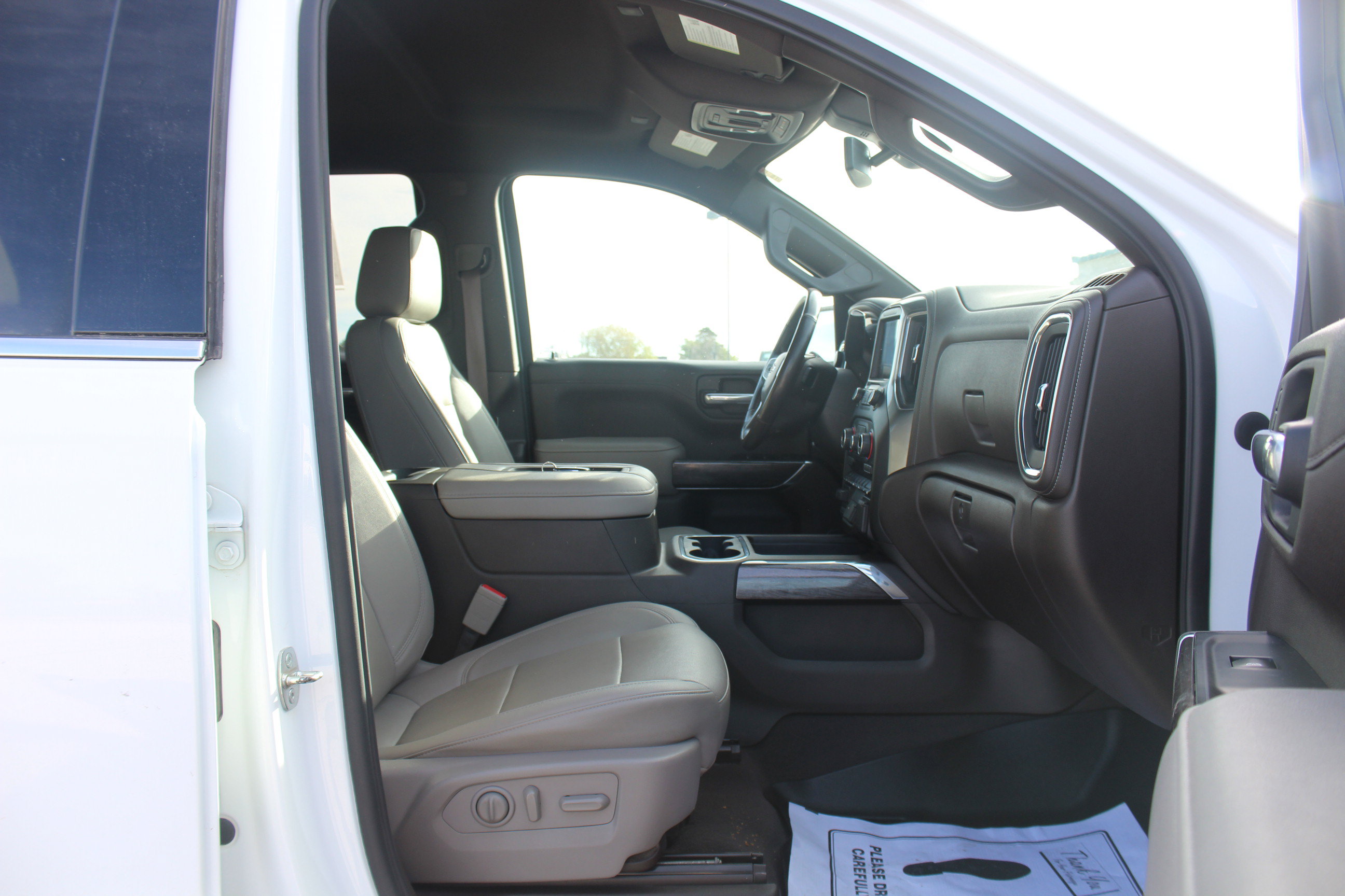 Used 2021 Chevrolet Silverado 1500 LTZ w/ Safety Package II AWD/4WD image 21