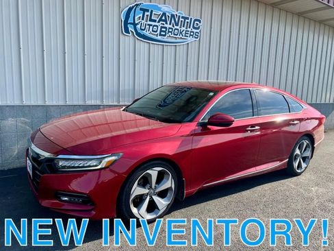 Used 2018 Honda Accord Touring image 1