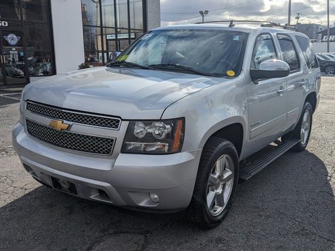 Used 2012 Chevrolet Tahoe LTZ image 3