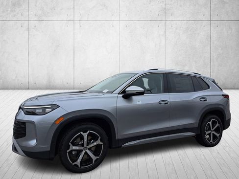 New 2026 Volkswagen Tiguan SE image 8