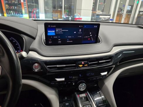 Used 2022 Acura MDX FWD w/ Technology Package image 21