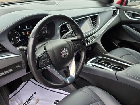 Used 2024 Buick Enclave Premium image 15
