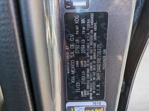 Used 2024 Kia Forte LXS FWD image 23