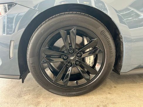 Used 2025 Ford Mustang GT RWD image 13
