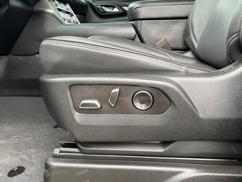 Used 2023 GMC Yukon Denali w/ Max Trailering Package image 12