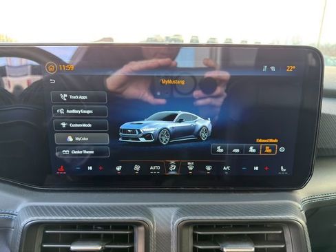 Used 2024 Ford Mustang Dark Horse image 30