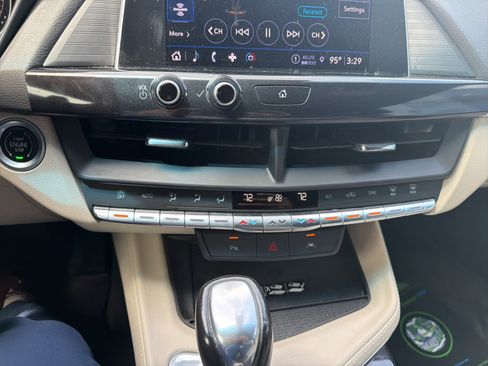 Used 2023 Cadillac CT4 Luxury RWD image 12