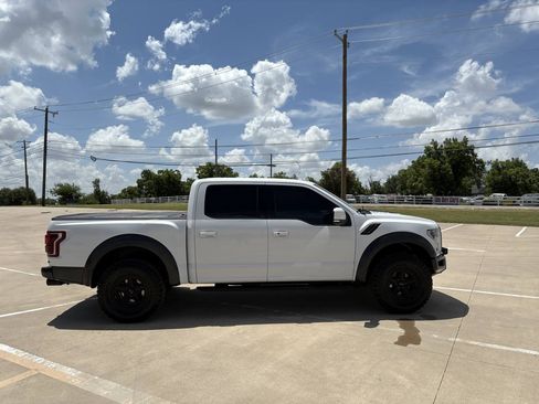 Used 2019 Ford F150 Raptor w/ Equipment Group 802A Luxury AWD/4WD image 7