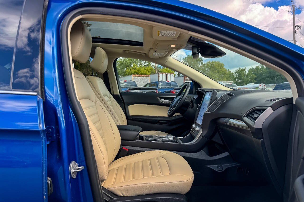 Used 2024 Ford Edge SEL w/ Convenience Package AWD/4WD image 10