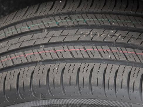 Used 2020 Ford Explorer ST w/ ST Street Pack image 15