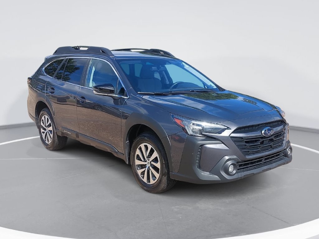 Used 2024 Subaru Outback Premium AWD/4WD image 3