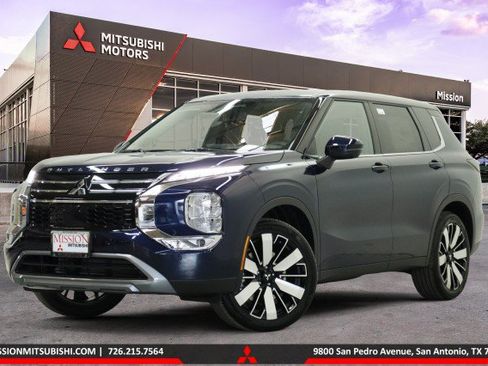 New 2026 Mitsubishi Outlander FWD image 1