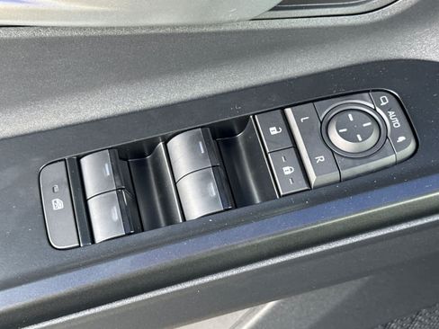 New 2026 Subaru Uncharted Premium FWD image 10