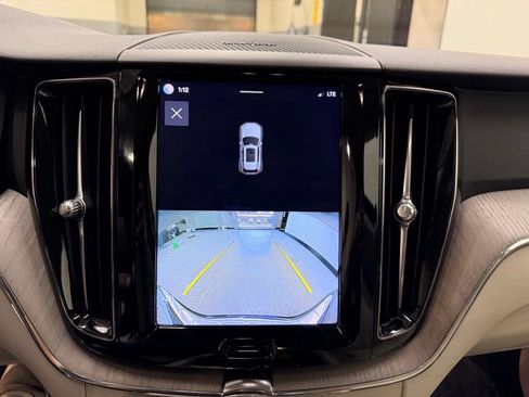 Used 2023 Volvo XC60 B5 Plus w/ Protection Package Premier AWD/4WD image 17