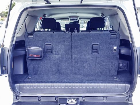 Used 2024 Toyota 4Runner SR5 image 15