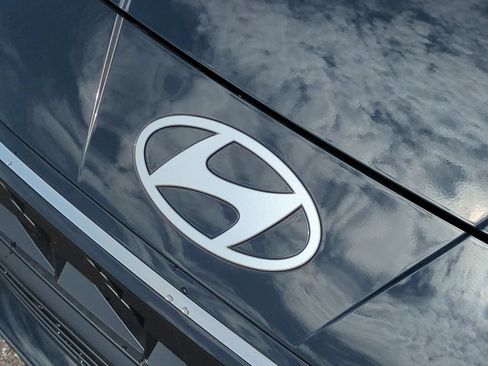 New 2026 Hyundai Elantra Limited FWD image 13