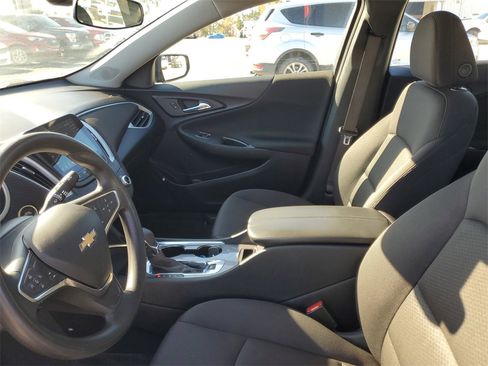 Used 2024 Chevrolet Malibu LT image 13