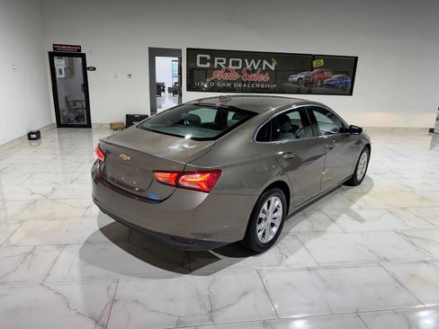 Used 2020 Chevrolet Malibu LT FWD image 11