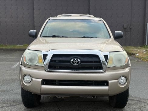 Used 2005 Toyota Tacoma 4x4 Access Cab image 3