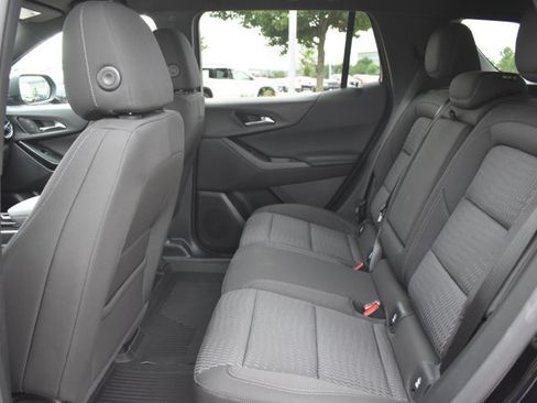 New 2026 Chevrolet Equinox LT w/ LPO, Floor Liner Package FWD image 15