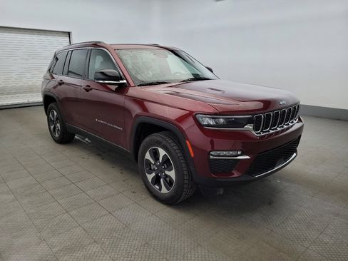 Used 2022 Jeep Grand Cherokee Limited 4xe image 13