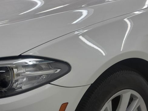 Used 2015 BMW 528i xDrive Sedan AWD/4WD image 4