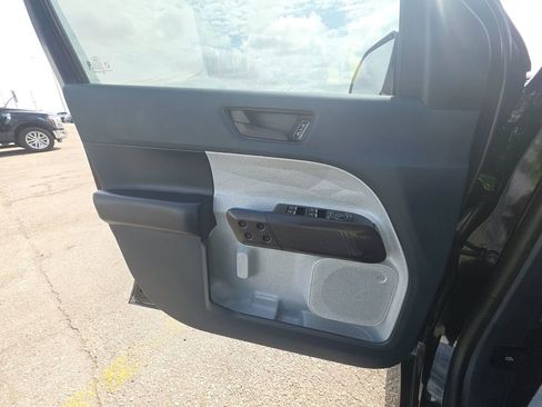 Used 2025 Ford Maverick XLT w/ Equipment Group 302A image 15