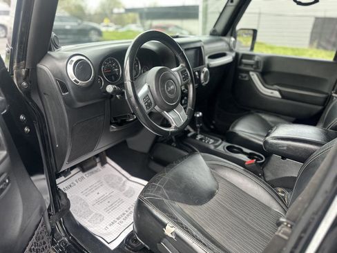 Used 2014 Jeep Wrangler Sport image 8