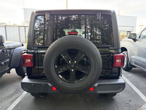 Used 2020 Jeep Wrangler Unlimited Sport image 4