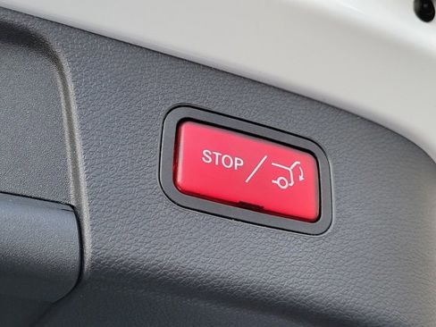 Used 2020 Mercedes-Benz GLA 250 4MATIC image 7