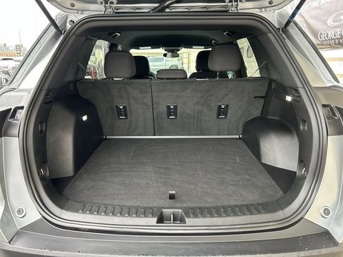 Used 2025 Chevrolet Equinox LT image 14