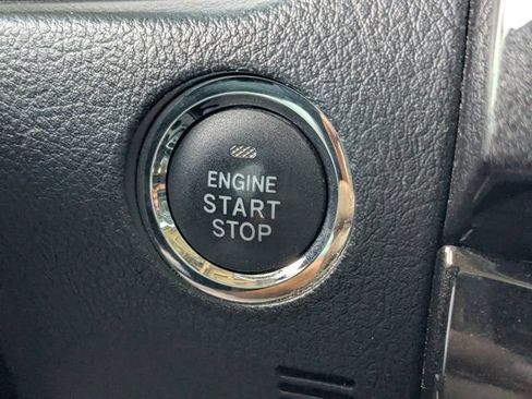 Used 2019 Toyota 4Runner Limited AWD/4WD image 19