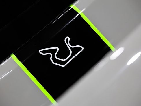 Used 2021 Porsche 718 Cayman GT4 w/ Light Design Package image 26