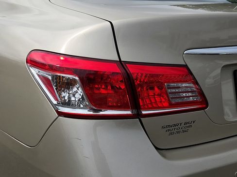 Used 2011 Lexus ES 350 FWD image 11