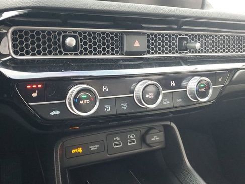 Used 2024 Honda Civic Touring image 24