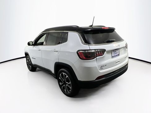 Used 2023 Jeep Compass Limited w/ Sun and Sound Group AWD/4WD image 7