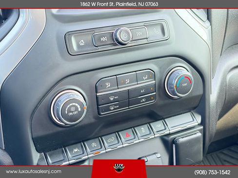 Used 2022 Chevrolet Silverado 1500 Custom RWD image 31